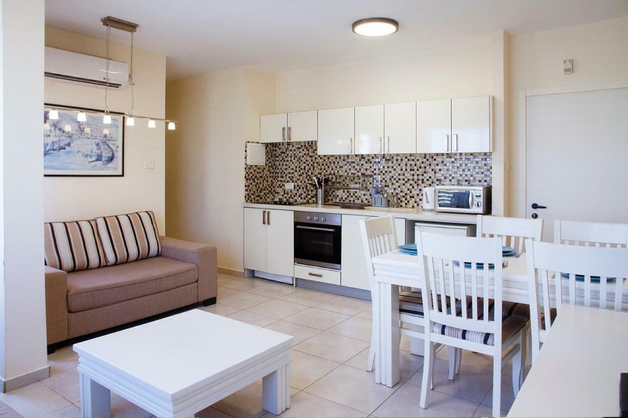 Apartments4You Bally Bat Yam Eksteriør billede